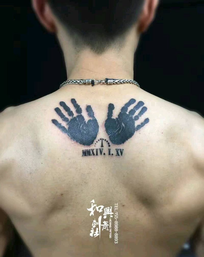 父爱纹身图片_背部原创成品纹身图案