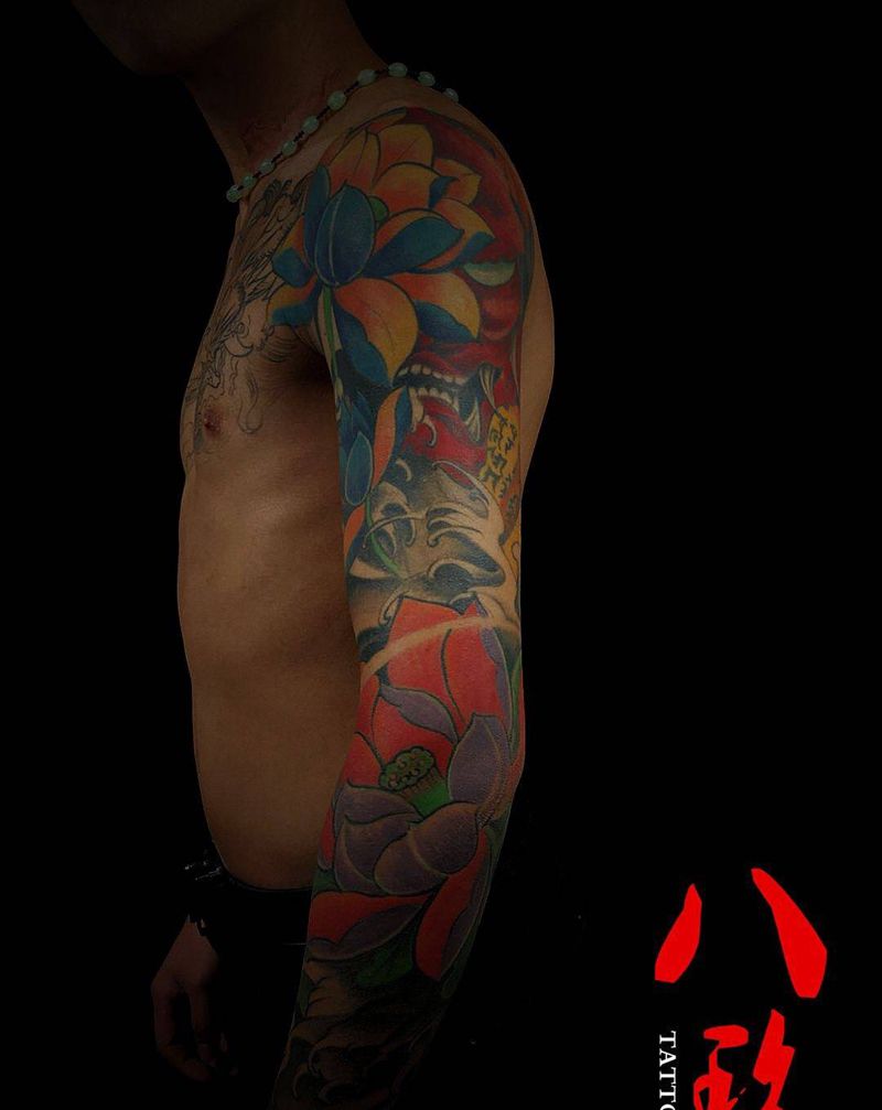 大图七折了纹身图片