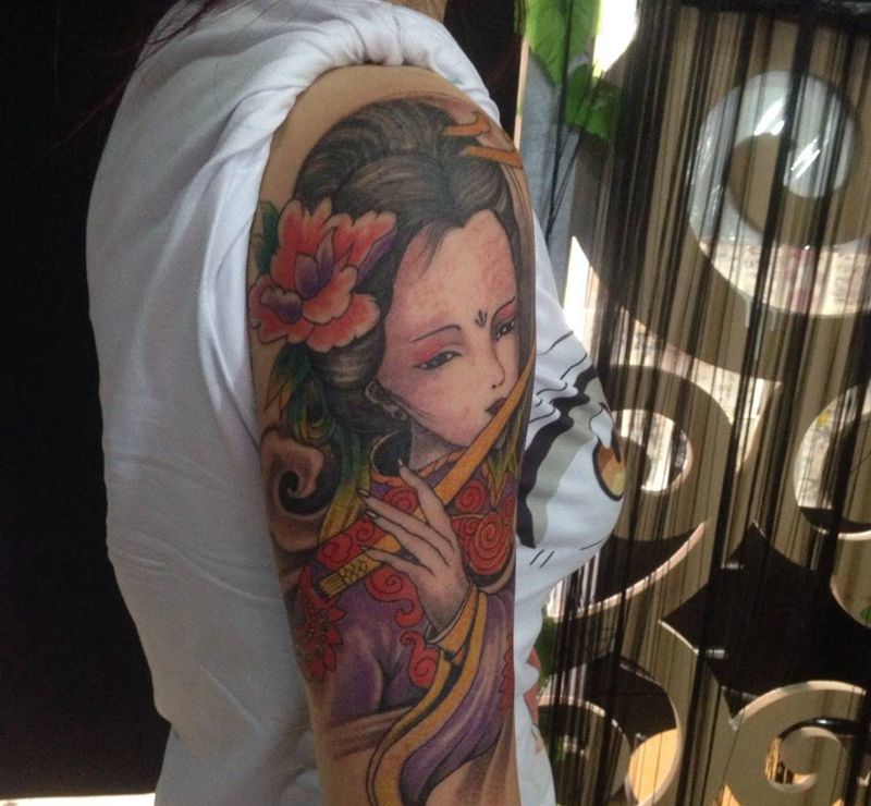 美女纹身图片