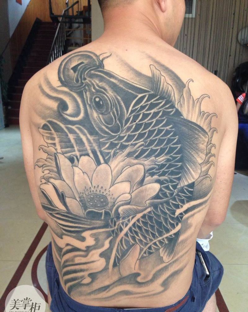 鲤鱼纹身图片