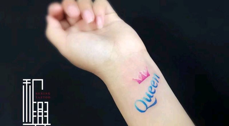 原创彩色皇冠纹身图片