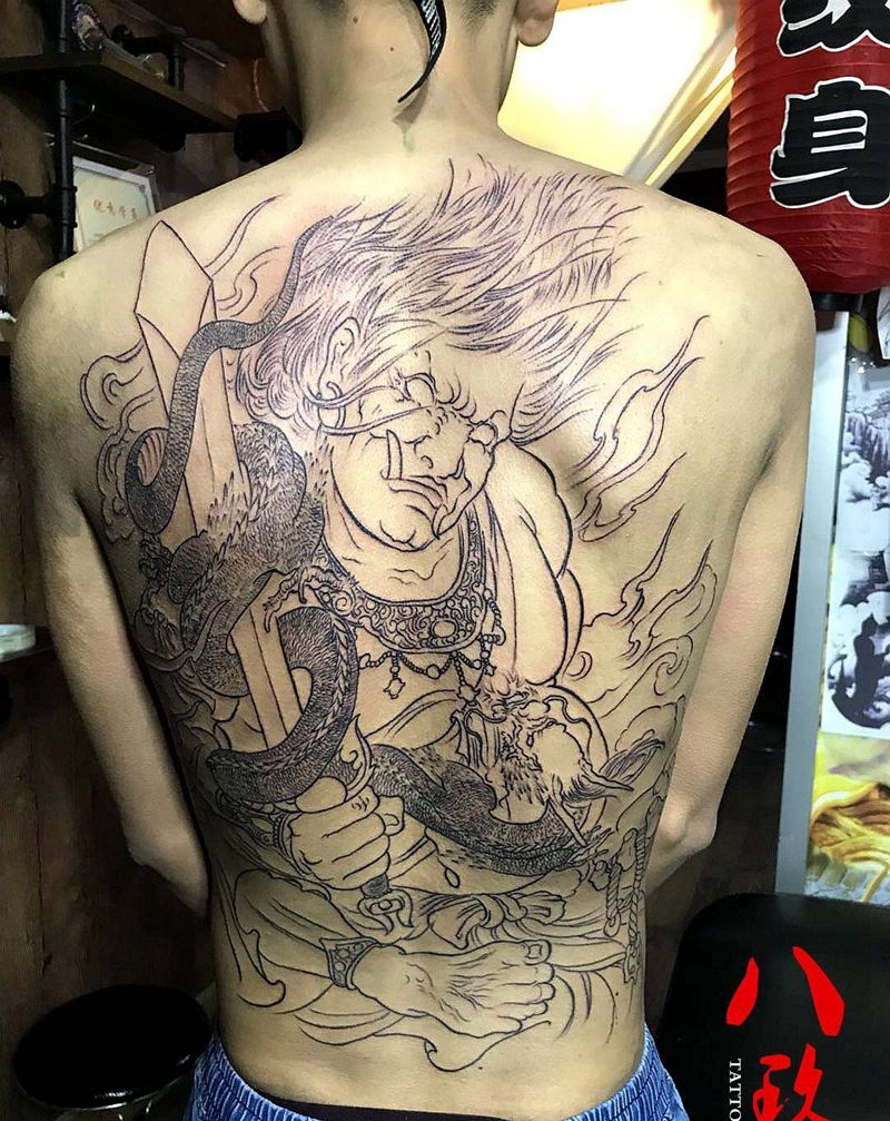 满背7折，线条800起，活动还有20天纹身图片