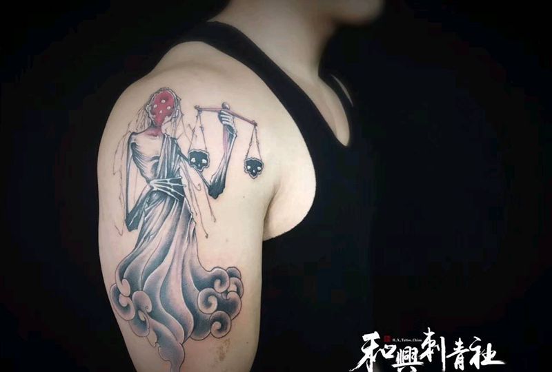 暗黑天秤座纹身图片_手臂欧美人物静物成品纹身图案