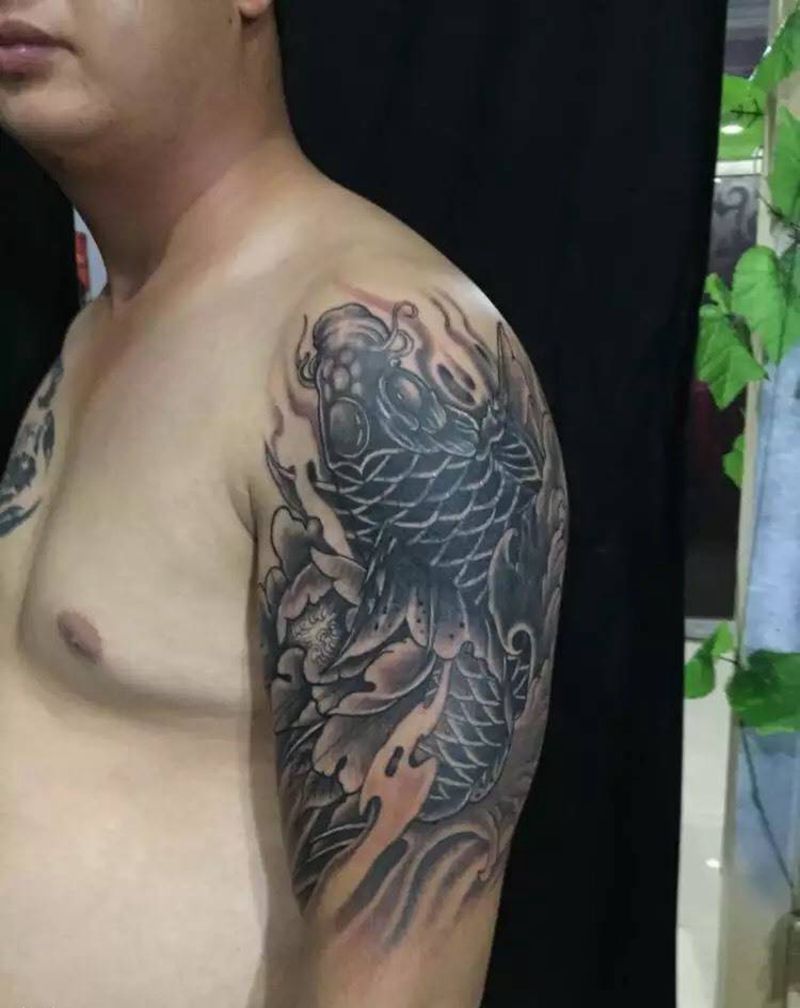 鲤鱼纹身图片