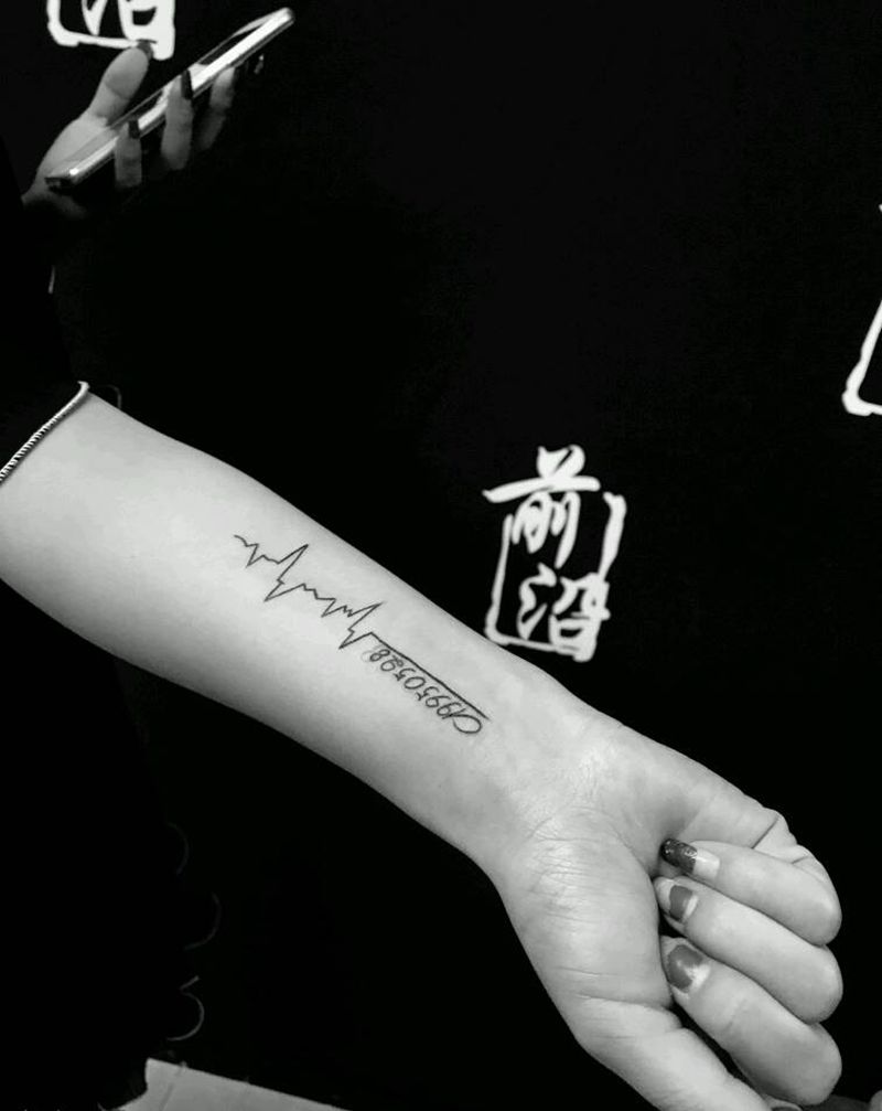 心电图纹身图片