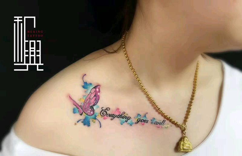 蝴蝶纹身图片_颈部肩部清新动物原创成品纹身图案