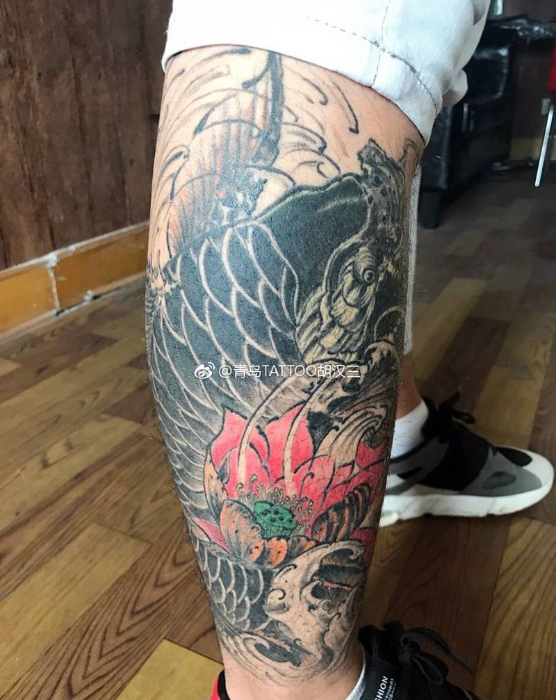 鲤鱼包小腿恢复后纹身图片