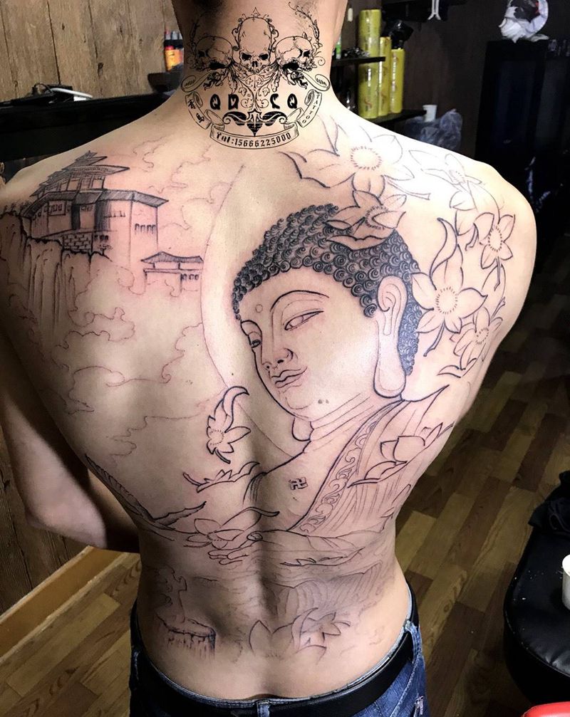 满背佛线条，十月上色纹身图片