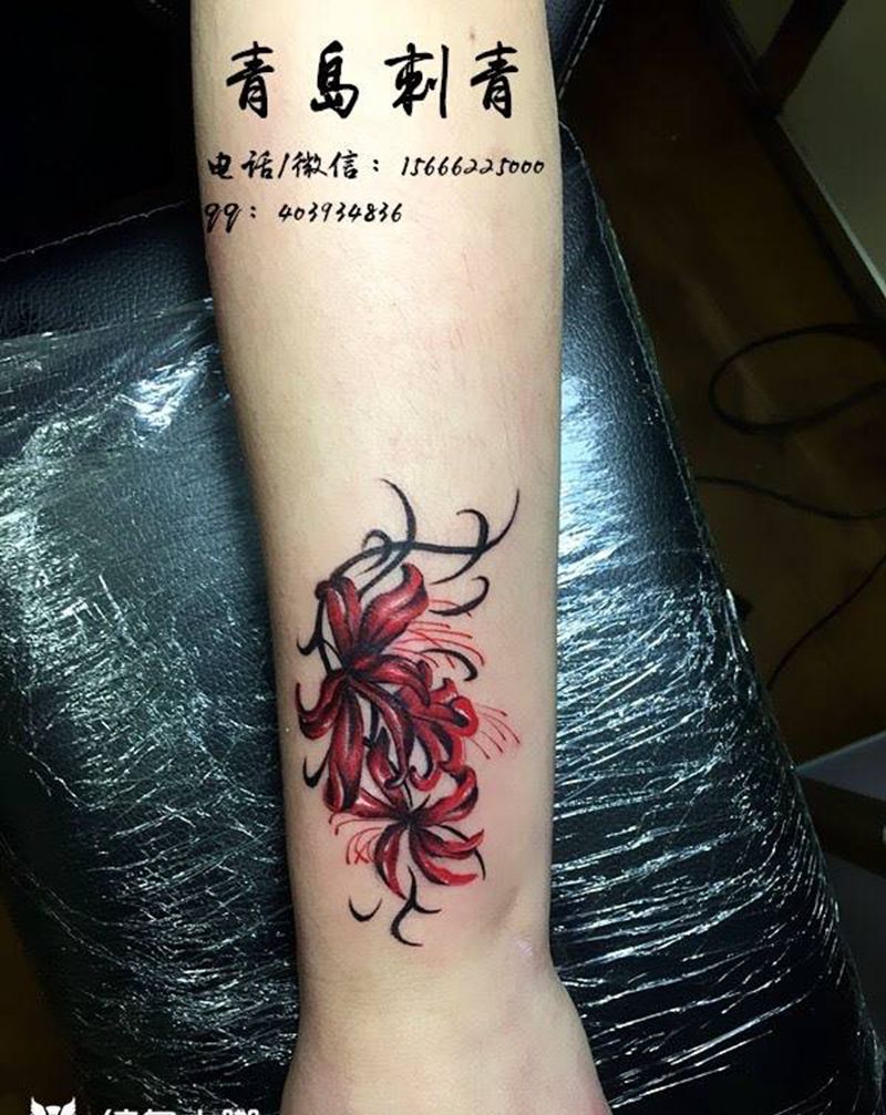 彼岸花纹身图片