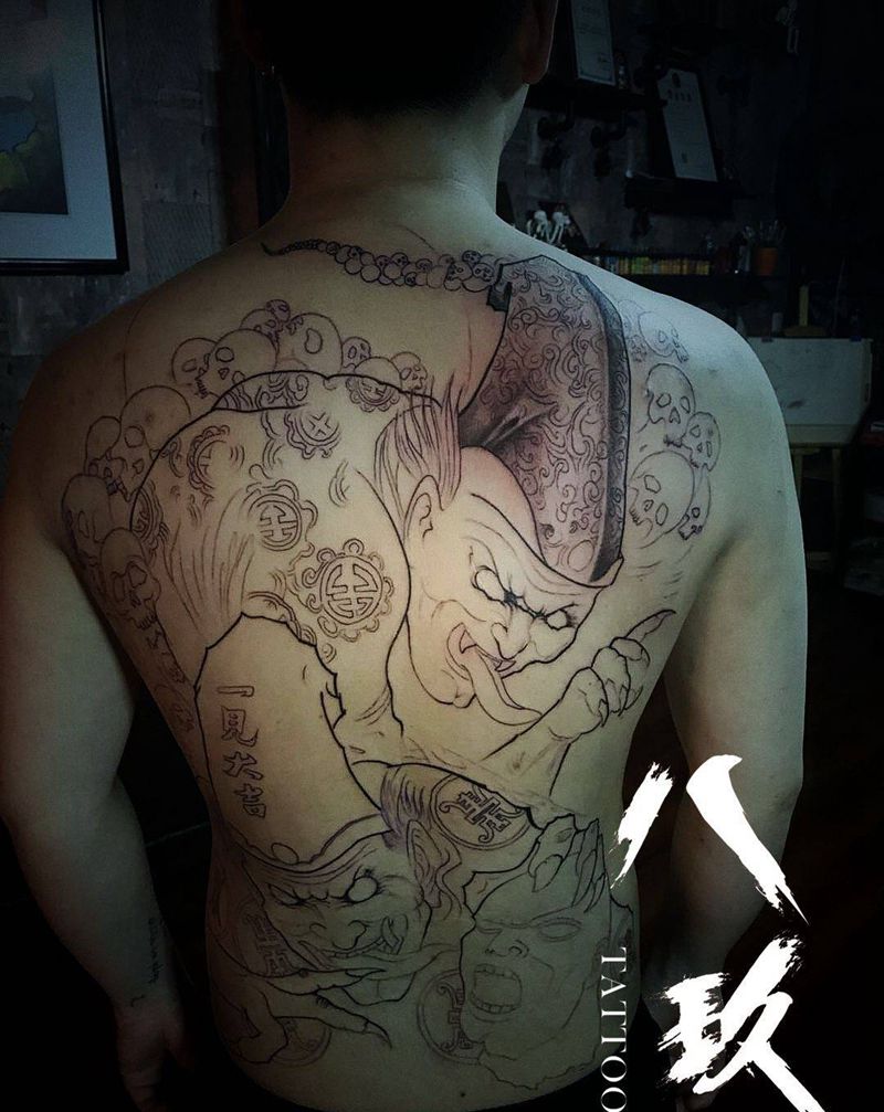 满背纹身图片