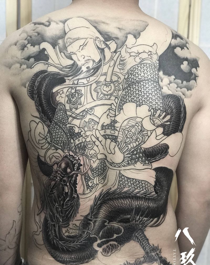 满背纹身图片_背部纹身图案