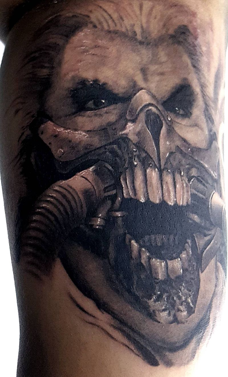 老乔纹身图片_手臂写实人物青岛成品纹身图案