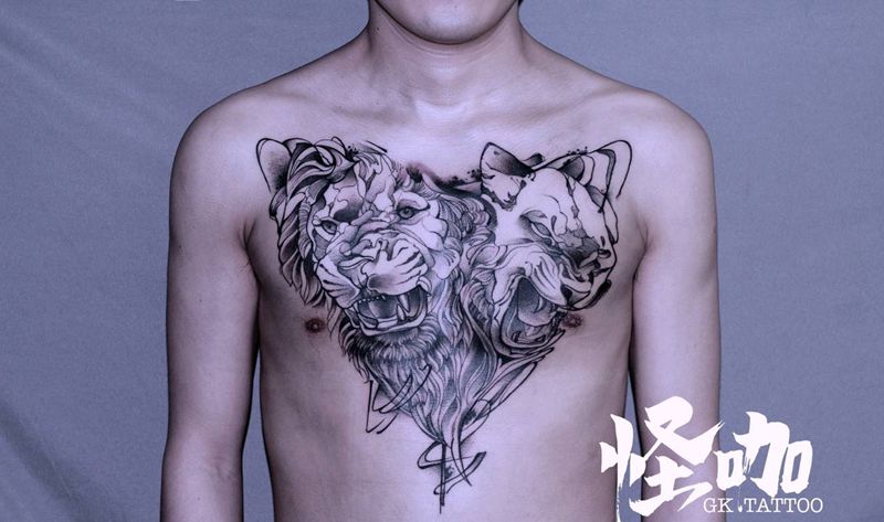 豺狼成群，猛虎独行纹身图片_胸部几何纹身图案