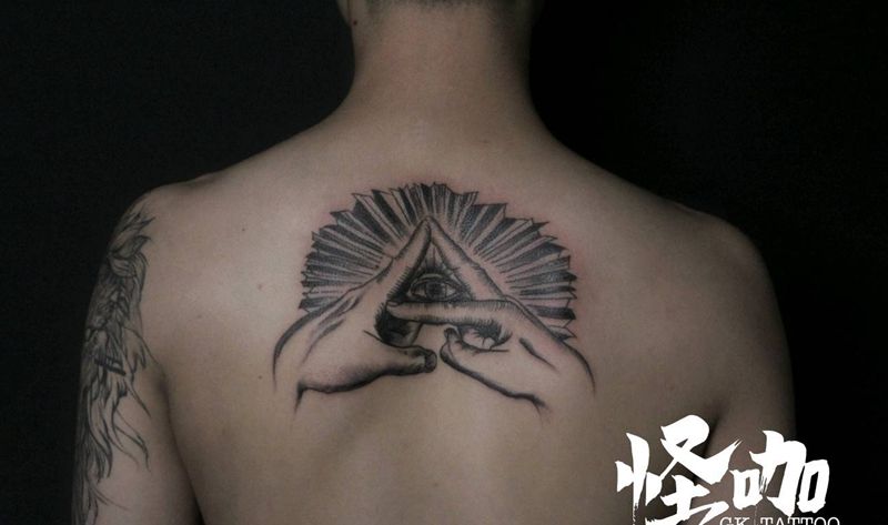 全视之眼纹身图片