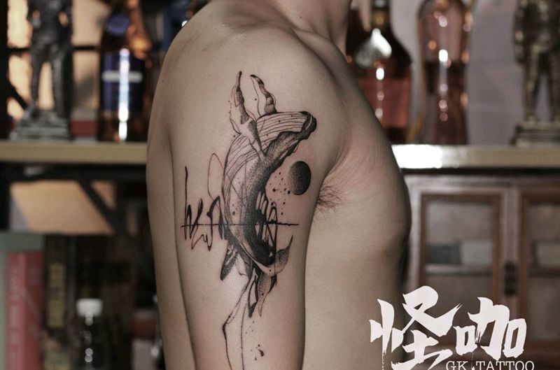 鲸纹身图片_手臂纹身图案