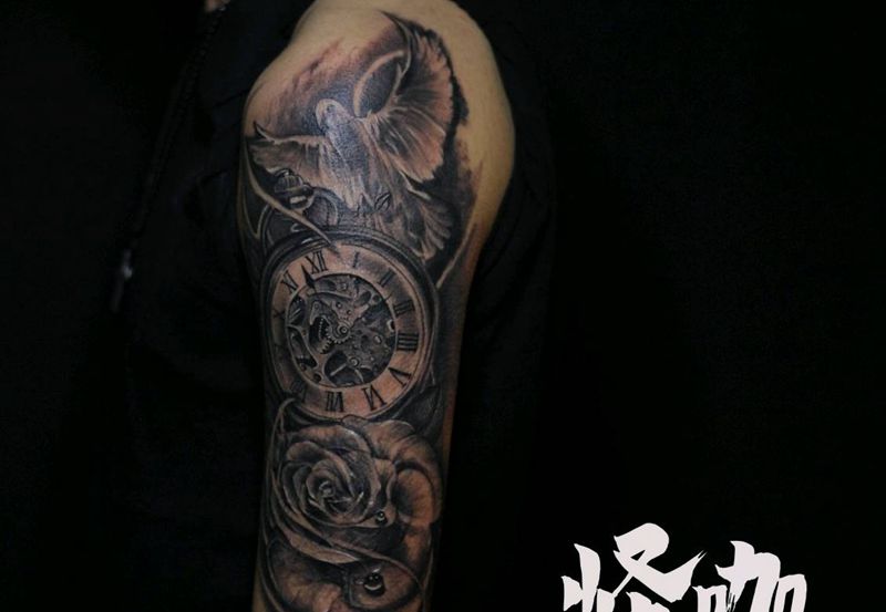 写实大臂纹身图片