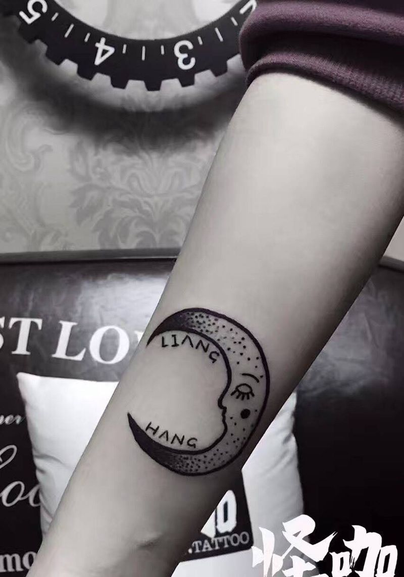 月亮 太阳纹身图片