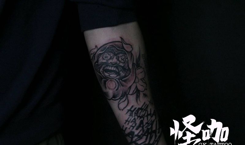 小丑同款hahaha纹身图片