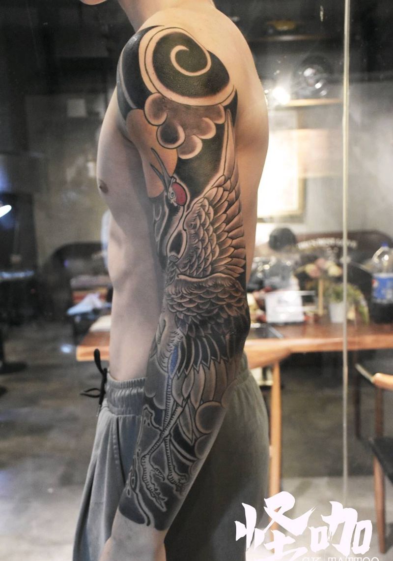 日式传统花臂-仙鹤纹身图片_手臂老传统纹身图案