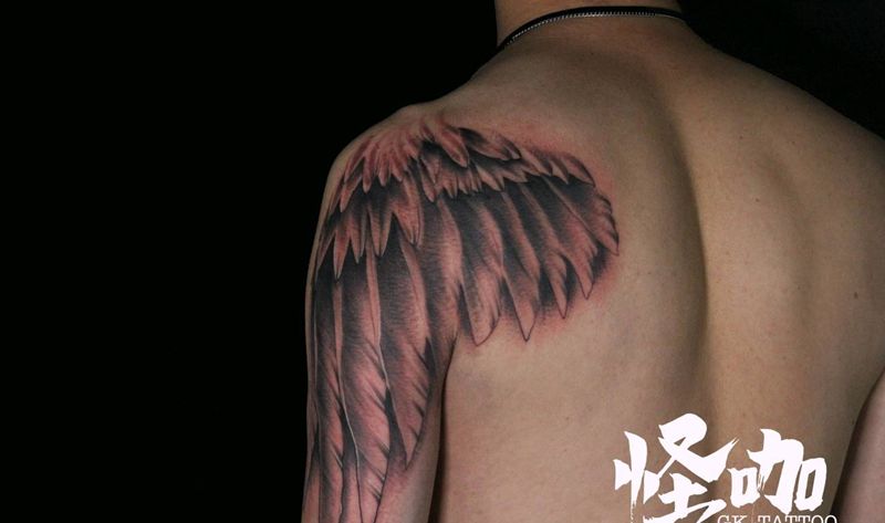 翅膀纹身图片