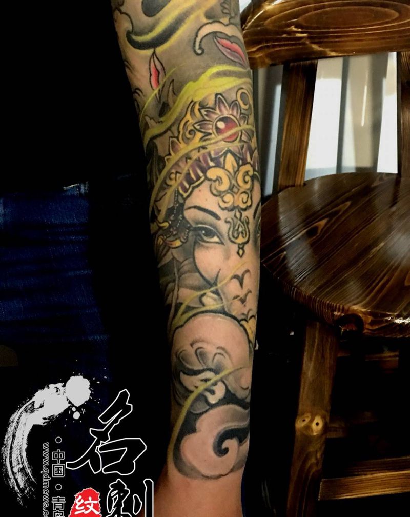 象神恢复一年后纹身图片