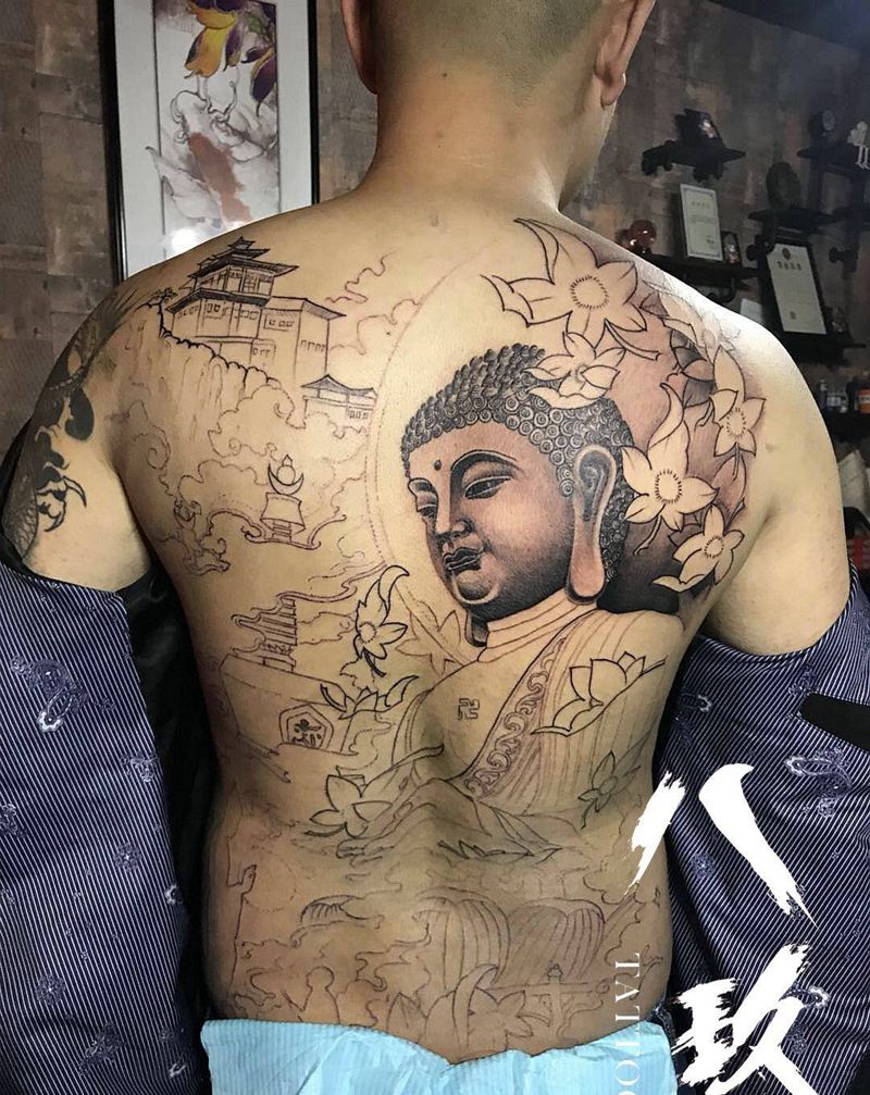 满背佛纹身图片