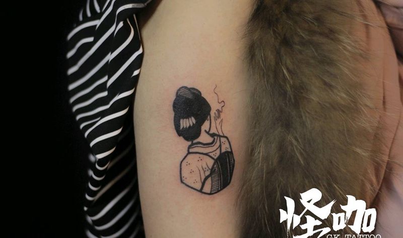 不一样的艺伎纹身图片