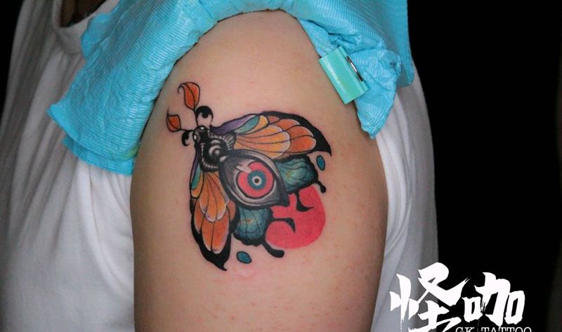 萤火虫纹身图片