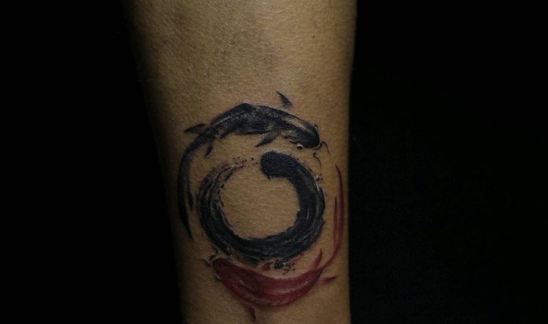 水墨鱼纹身图片