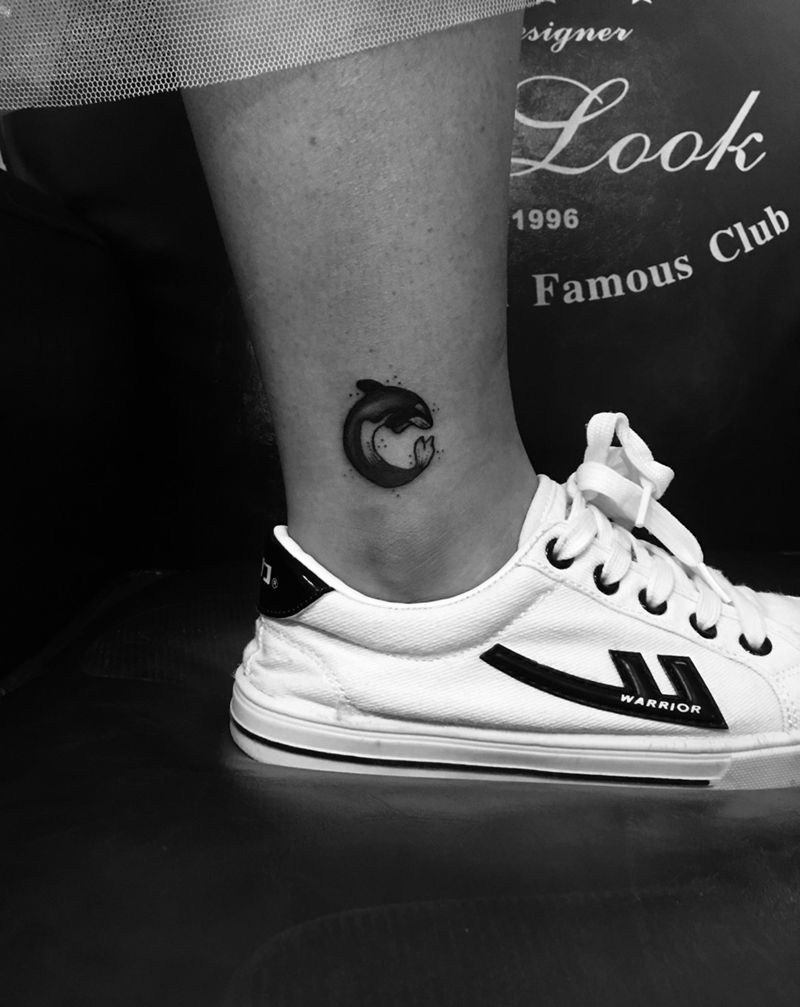 小海豚纹身图片