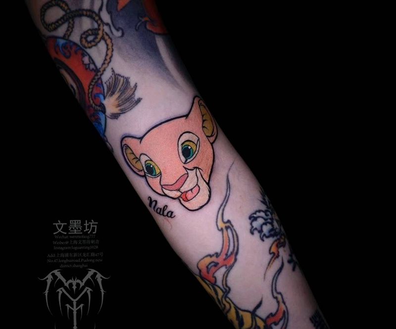 狮子王里的nala纹身图片_手臂纹身图案