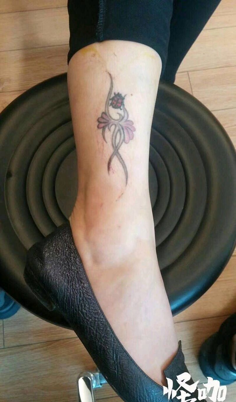 一组遮盖纹身图片