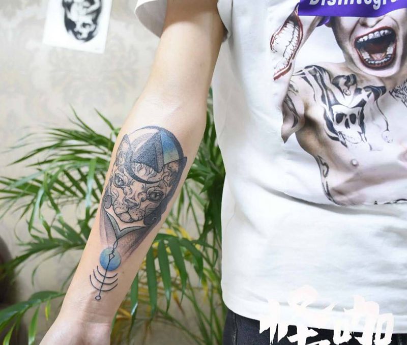 斯芬克斯点刺纹身图片