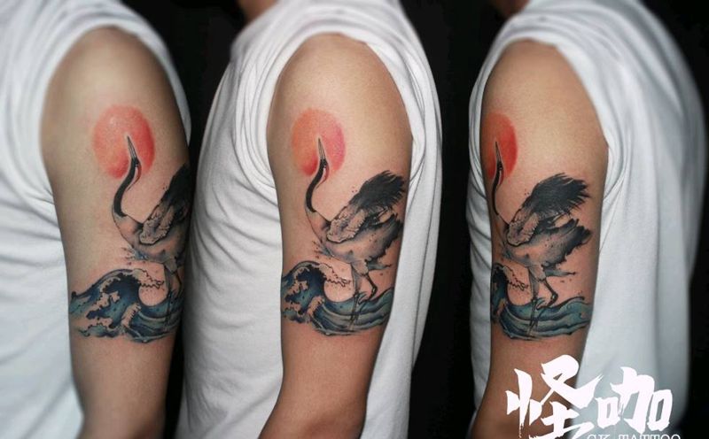 传统仙鹤纹身图片_手臂新传统纹身图案