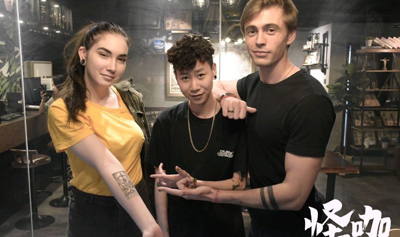 战斗民族的美女帅哥～纹身图片_手臂Old School纹身图案