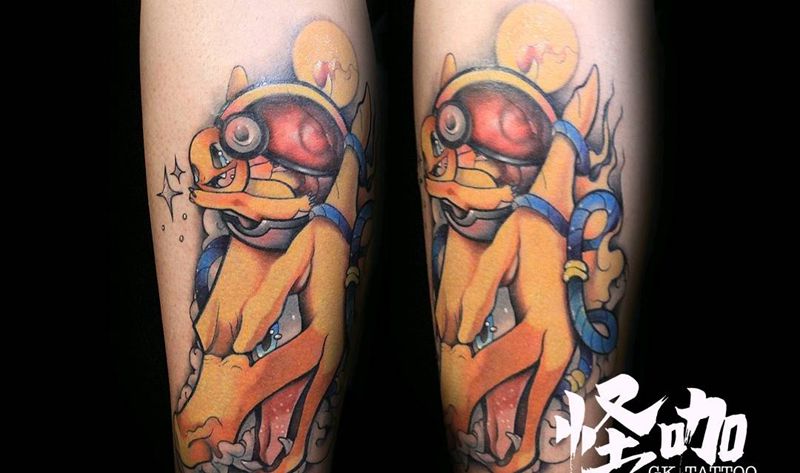 宠物小精灵-喷火龙纹身图片_腿部纹身图案