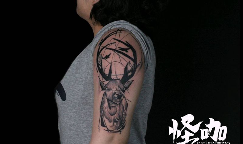 大鹿纹身图片