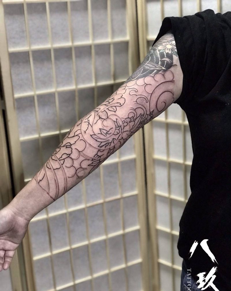 接九分袖纹身图片