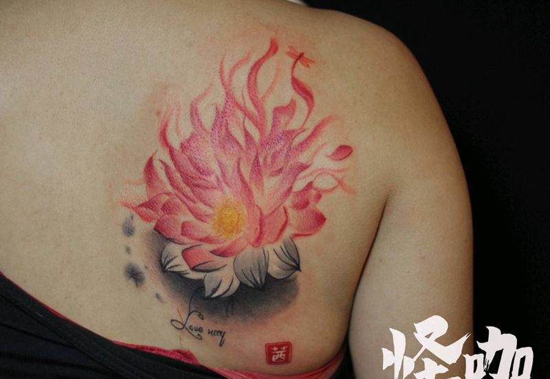 莲花纹身图片