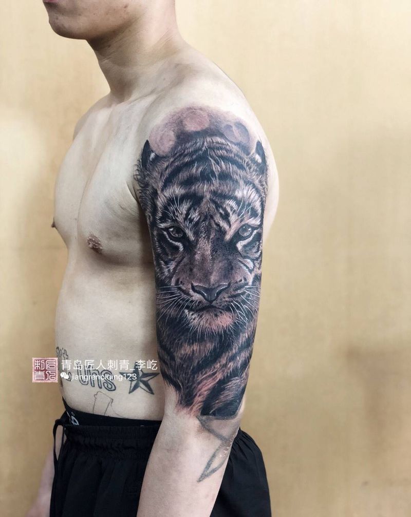 老虎纹身 老虎花臂纹身图片_成品手臂欧美写实动物原创纹身图案