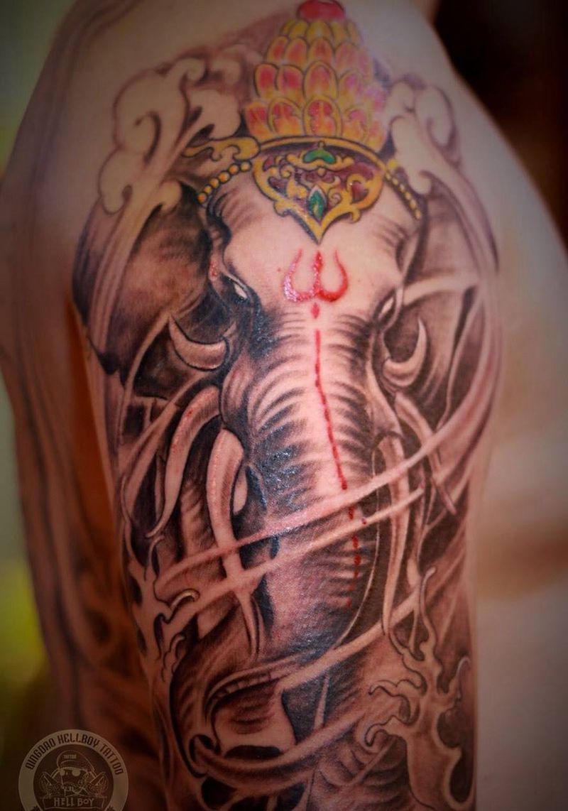 大臂象神纹身图片_手臂新传统象神纹身图案