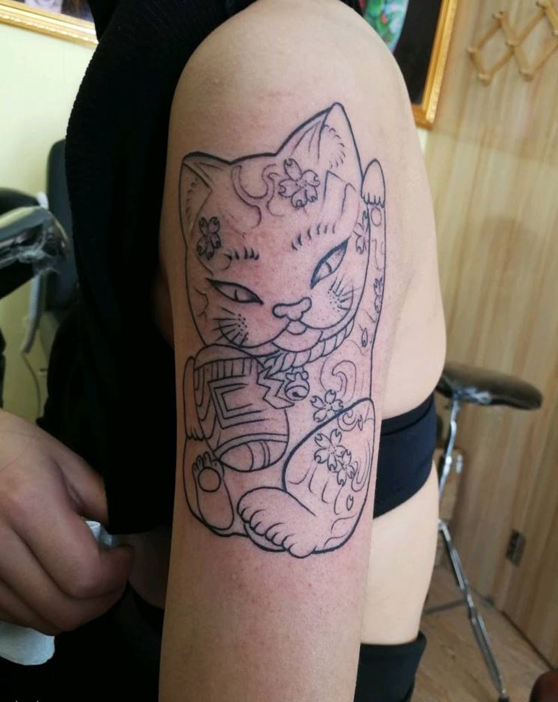 招财猫纹身图片