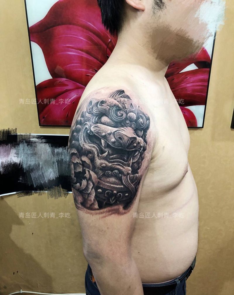 石雕福狮纹身图片_成品肩部手臂传统写实动物鬼神原创纹身图案