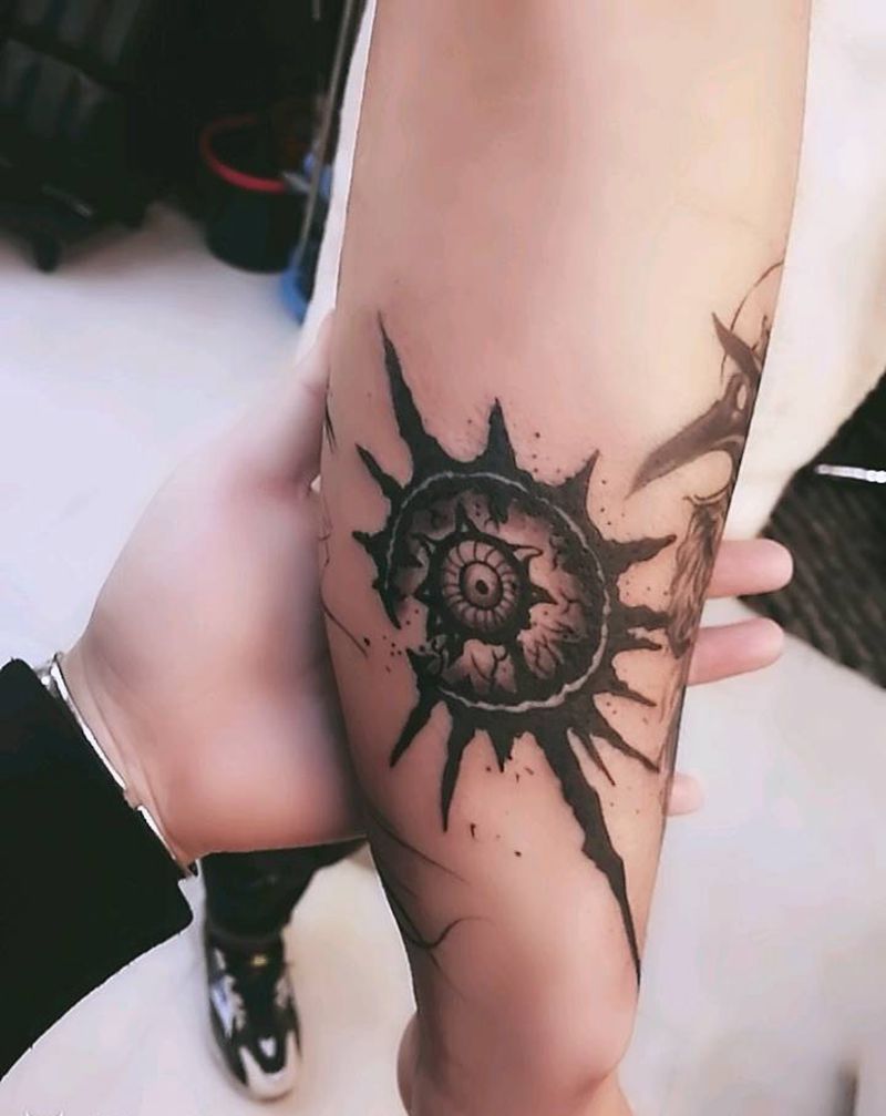 小暗黑纹身图片_手臂纹身图案
