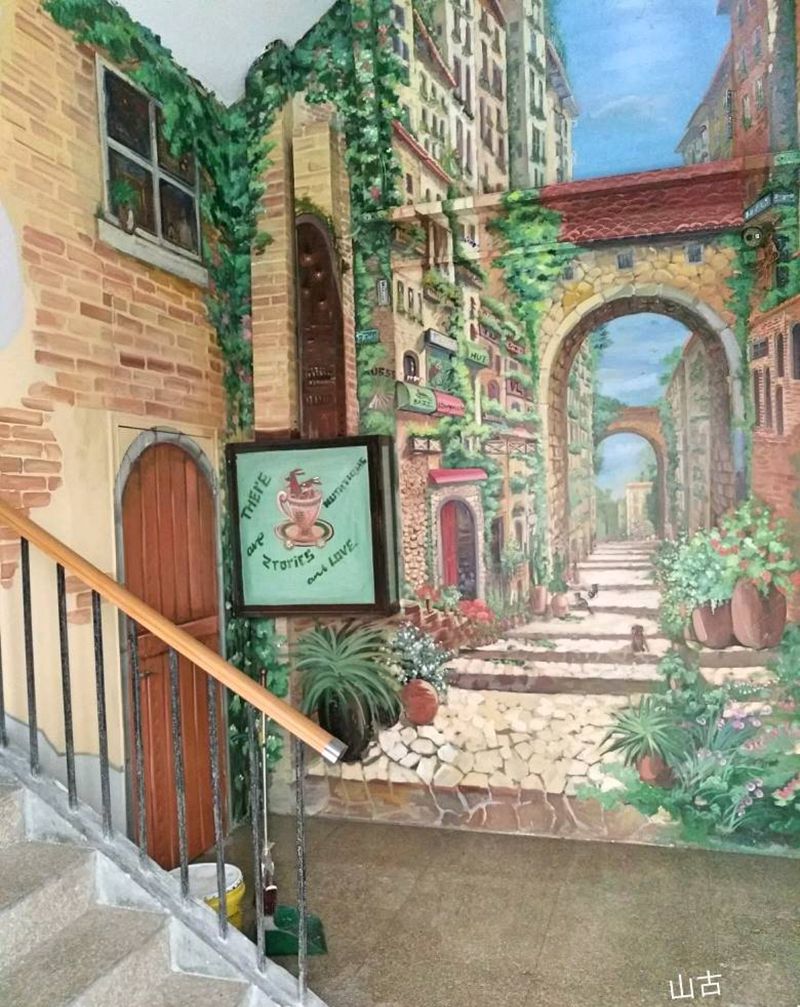 绘画一遮盖纹身图片_背部欧美写实纹身图案