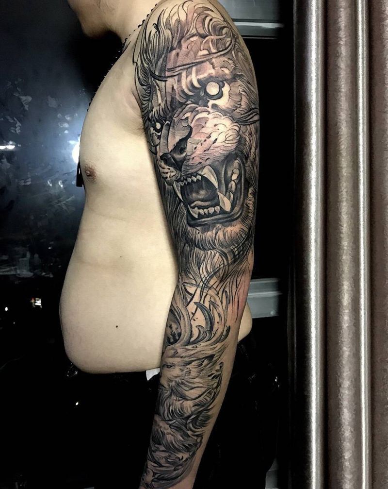 狮子神鹿花臂纹身图片_成品手臂欧美动物黄岛青岛刺青青岛狮子花臂纹身图案