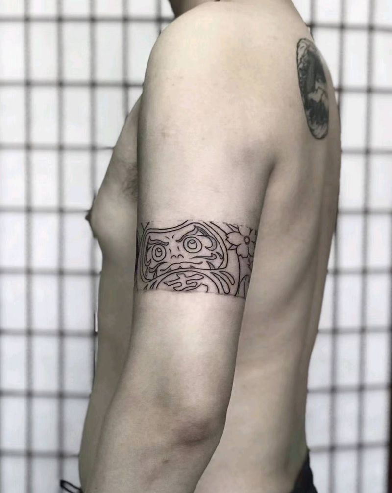 臂环纹身图片_手臂纹身图案