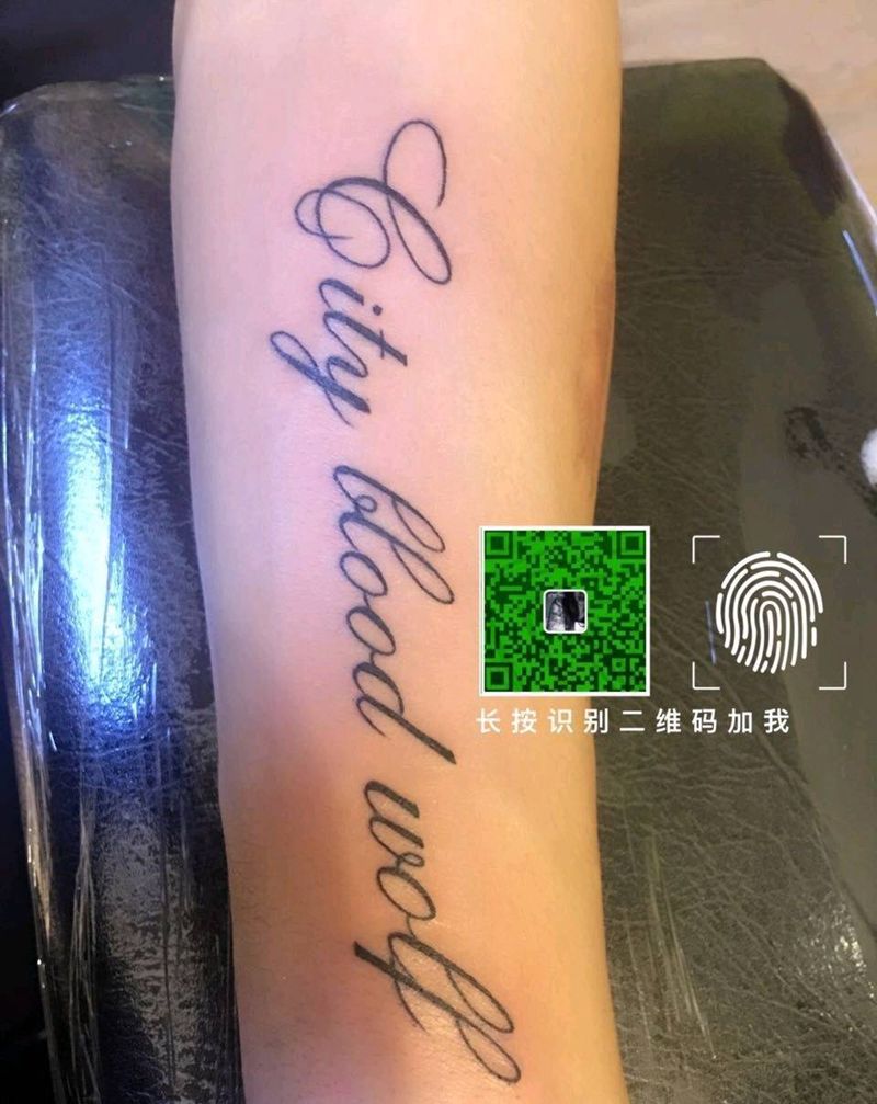 字母纹身图片_手臂清新字符成品纹身图案