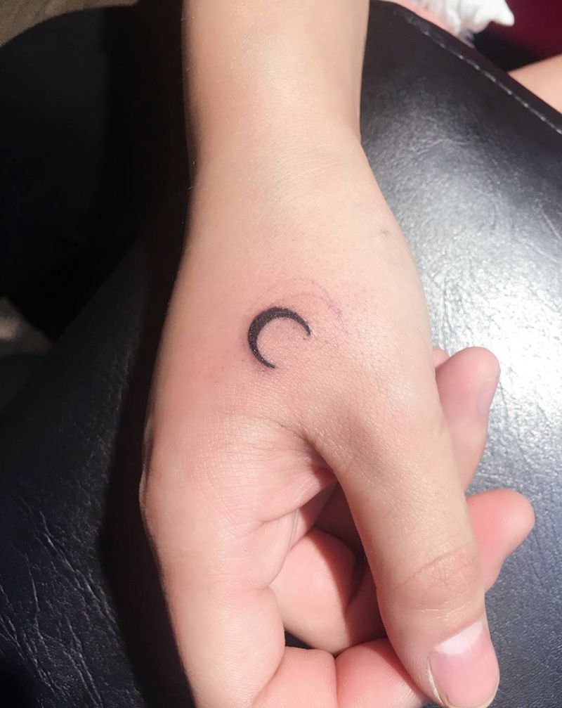 小月亮纹身图片_成品手部清新图腾纹身图案