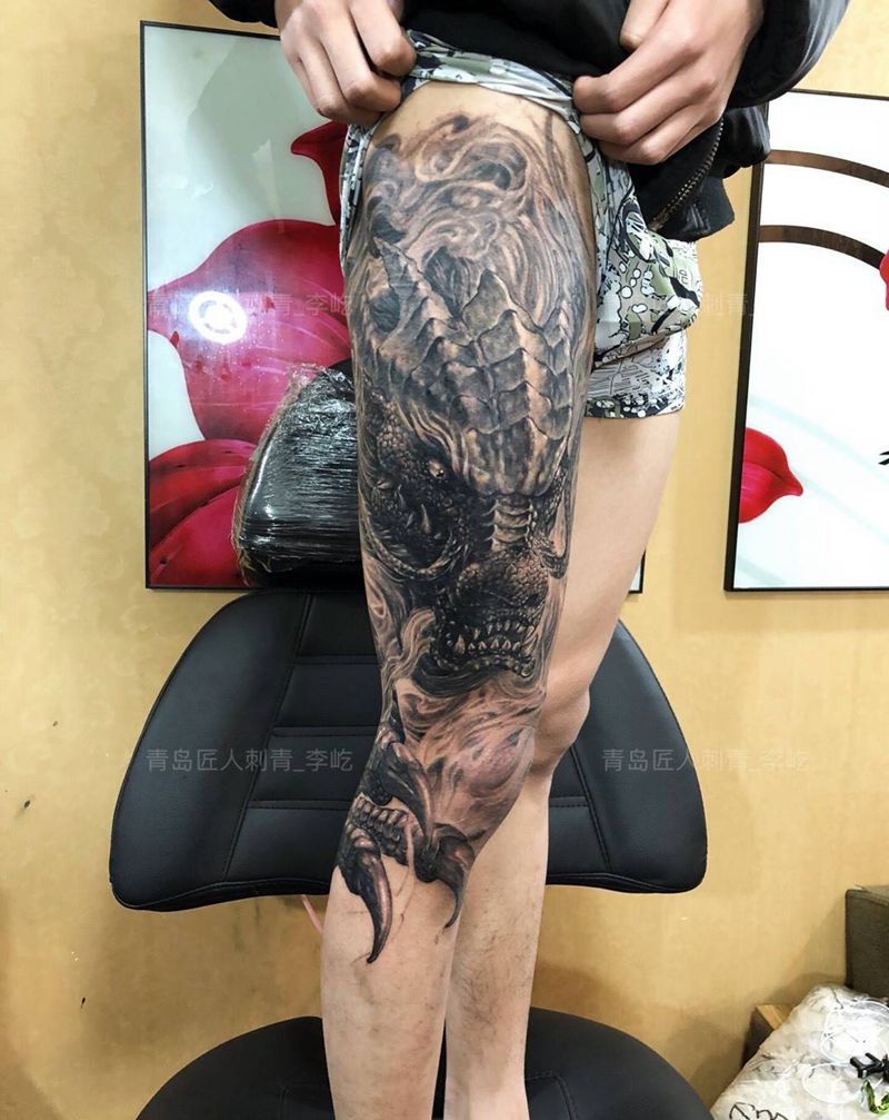 龙花腿原创纹身图片_成品腿部传统写实鬼神原创纹身图案